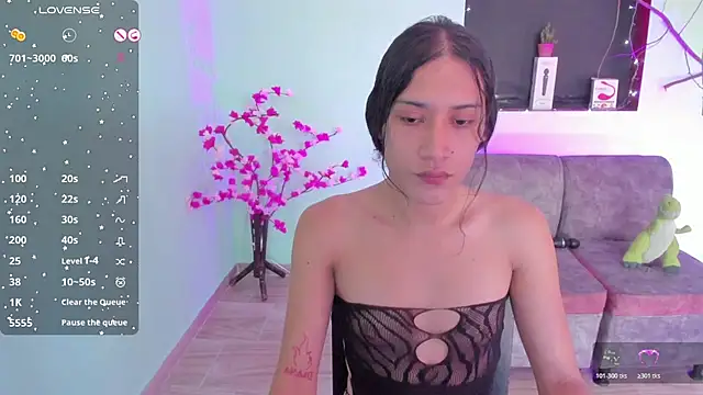 CamilaHarperr  online show from November 18, 2025, 4:33 pm