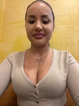 Snapshot of beautydiamond chatting on April 30, 2026, 8:20 am beautydiamond online show from April 30, 2026, 8:20 am