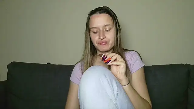 Submissive love online show from February 28, 2025, 9:44 pm