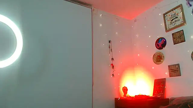 catalinamommyx online show from March 6, 2026, 1:57 am