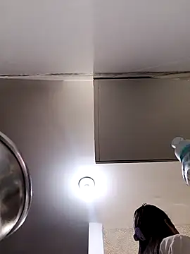 Snapshot of Bonny_Klote chatting on February 25, 2026, 4:05 pm Bonny Klote online show from February 25, 2026, 4:05 pm