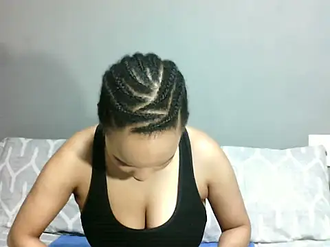 SmallSlut5 online show from September 25, 2025, 4:32 pm