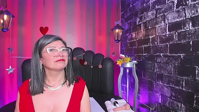 Snapshot of Madame_Jay chatting on February 15, 2025, 8:54 pm Madame Jay online show from February 15, 2025, 8:54 pm