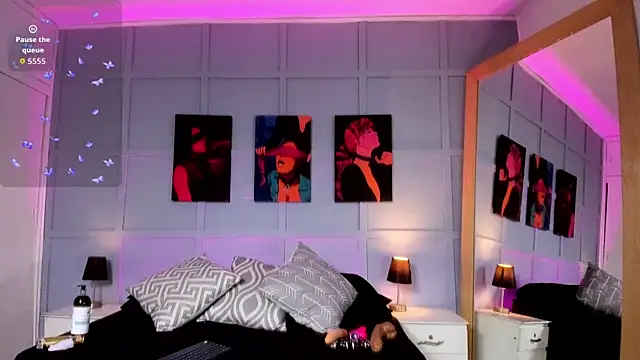 Elizabeth Santos online show from November 28, 2025, 7:22 am