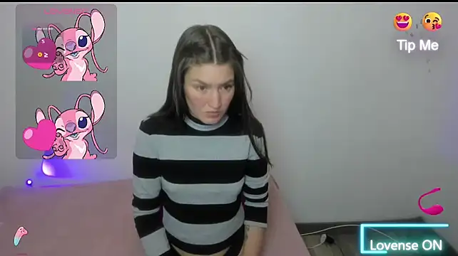 Tesa cute online show from March 7, 2026, 3:25 am