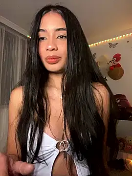 lina pink online show from January 3, 2025, 6:11 am