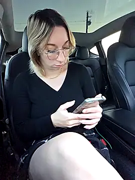 Giuliana baby online show from November 30, 2025, 7:45 am