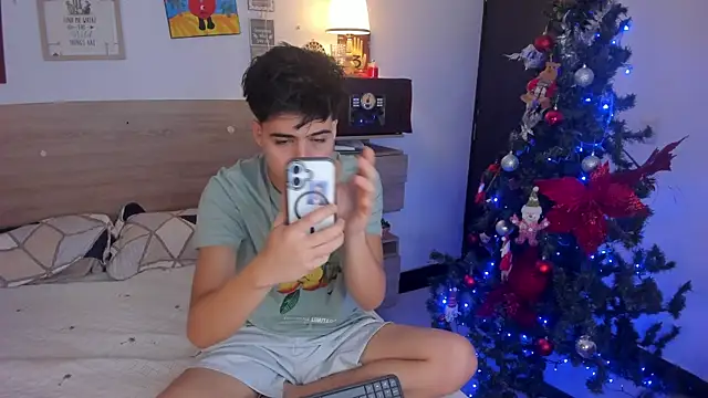 justinbiler online show from December 19, 2025, 12:45 pm