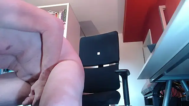 BennyK72 online show from September 29, 2025, 8:08 am