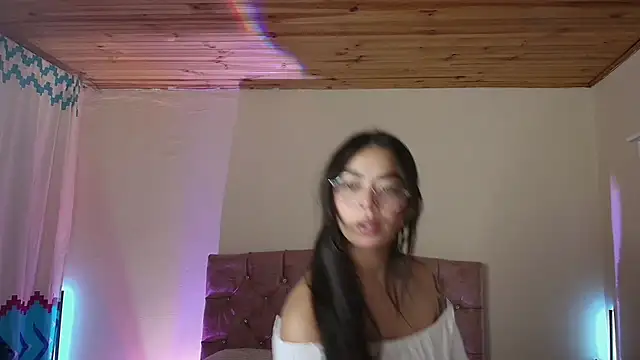 miaa saenz1 online show from February 18, 2026, 3:24 am