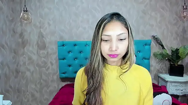 MadelineDoll online show from September 24, 2025, 11:13 am