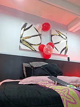 Kelly Mature  online show from February 13, 2025, 8:03 pm