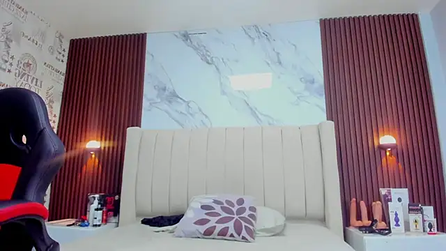 CAMILAGRAY online show from February 7, 2026, 12:09 pm