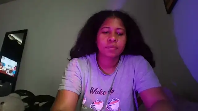 Ivon-09 online show from October 31, 2025, 12:06 pm