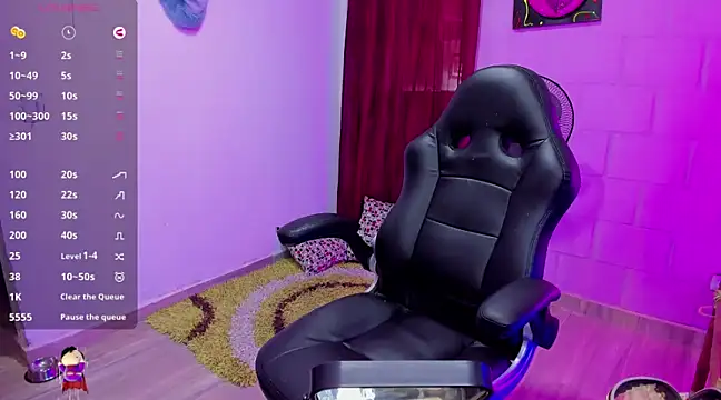 Sharon hils online show from December 18, 2024, 1:02 pm