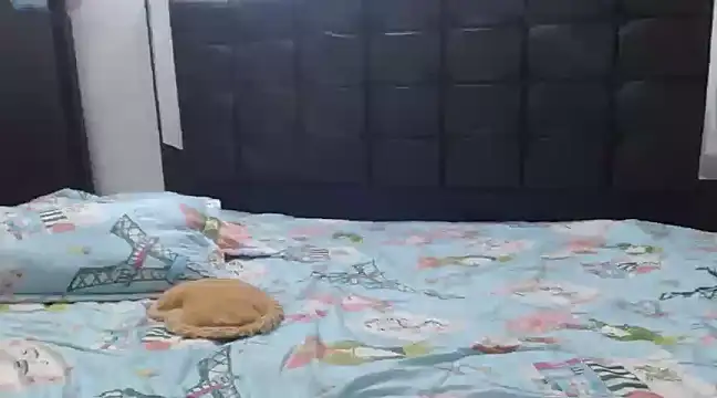 Snapshot of charlotte_slut chatting on February 4, 2025, 11:27 pm charlotte slut online show from February 4, 2025, 11:27 pm