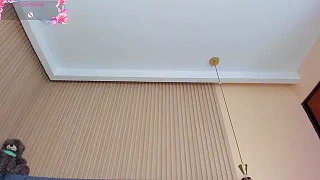 kathecute   online show from February 3, 2026, 2:53 am