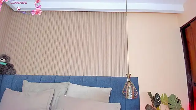 kathecute   online show from February 15, 2026, 12:14 pm