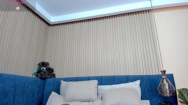 kathecute   online show from March 20, 2026, 1:43 am