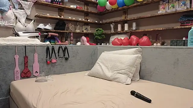 Kimberly-Caprice online show from March 16, 2025, 5:14 am