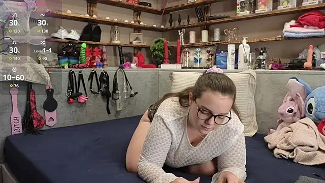 Kimberly-Caprice online show from October 19, 2025, 6:03 am