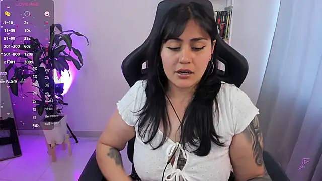 GretaX-X online show from October 30, 2025, 9:26 pm