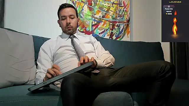 tommy raym0ndg online show from January 6, 2025, 1:31 am