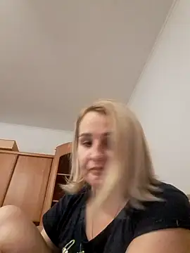 Malichkaanna30 online show from December 15, 2024, 4:04 pm