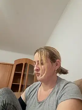 Malichkaanna30 online show from February 6, 2025, 3:52 pm