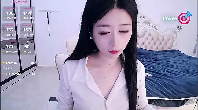 CN-xiaofei online show from February 25, 2025, 6:03 am