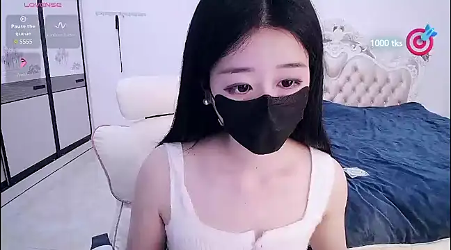 CN-xiaofei online show from February 26, 2025, 8:59 am