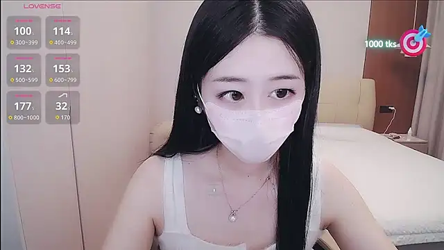 CN-xiaofei online show from October 1, 2025, 5:35 am