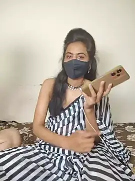 Snapshot of Raat_ki_rani_ chatting on January 2, 2025, 10:01 pm Raat ki rani  online show from January 2, 2025, 10:01 pm