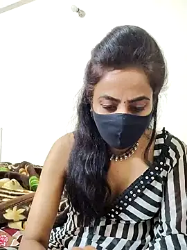 Snapshot of Raat_ki_rani_ chatting on January 10, 2025, 12:06 am Raat ki rani  online show from January 10, 2025, 12:06 am