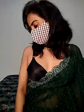 Snapshot of Raat_ki_rani_ chatting on February 9, 2025, 1:35 pm Raat ki rani  online show from February 9, 2025, 1:35 pm