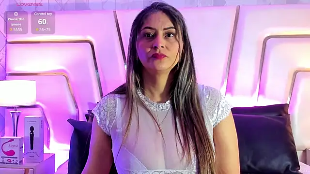 NaomyRivera online show from March 4, 2025, 12:12 pm