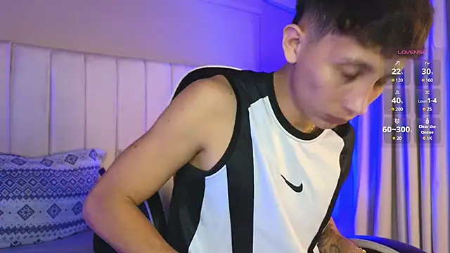 Snapshot of rome_hard chatting on February 26, 2026, 7:35 pm rome hard online show from February 26, 2026, 7:35 pm