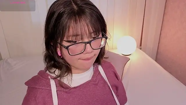 missy taylor  online show from September 24, 2025, 7:50 pm