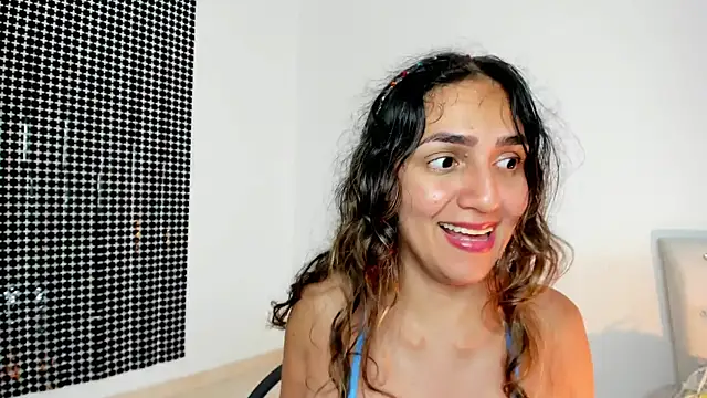 Snapshot of misshiccups chatting on March 4, 2025, 4:49 am misshiccups online show from March 4, 2025, 4:49 am