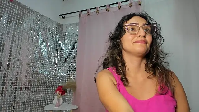 Snapshot of misshiccups chatting on September 10, 2025, 2:22 am misshiccups online show from September 10, 2025, 2:22 am