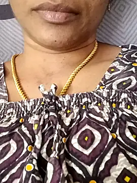 Ambika01 online show from December 15, 2025, 4:28 am