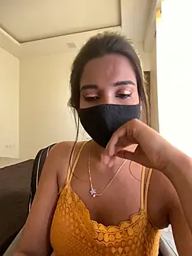 Snapshot of miss_lina chatting on February 20, 2025, 5:01 am miss lina online show from February 20, 2025, 5:01 am