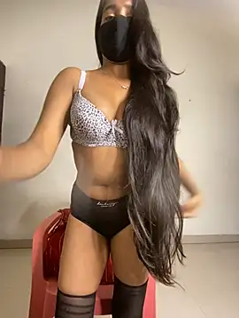 Snapshot of miss_lina chatting on March 14, 2025, 6:07 pm miss lina online show from March 14, 2025, 6:07 pm