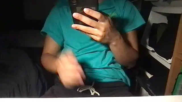 Snapshot of lnkk2024 chatting on September 24, 2025, 12:30 pm lnkk2024 online show from September 24, 2025, 12:30 pm