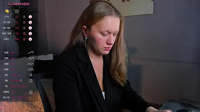 Snapshot of Ariell_Margot_ chatting on January 21, 2025, 6:34 pm Ariell Margot  online show from January 21, 2025, 6:34 pm