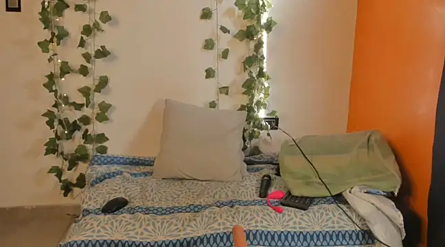 Snapshot of Cataleya19__ chatting on March 11, 2025, 1:12 pm Cataleya19   online show from March 11, 2025, 1:12 pm