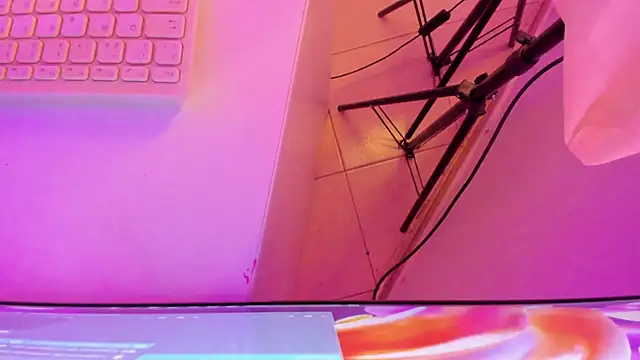 sarah  bigboobs online show from February 11, 2026, 3:22 am