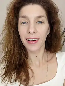 YourSuperModel online show from November 5, 2025, 2:50 pm