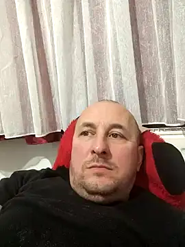 intx800 online show from December 17, 2024, 4:32 pm