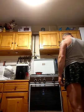 intx800 online show from October 10, 2025, 2:10 am